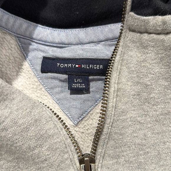 Pullover - Picture 2 of 3